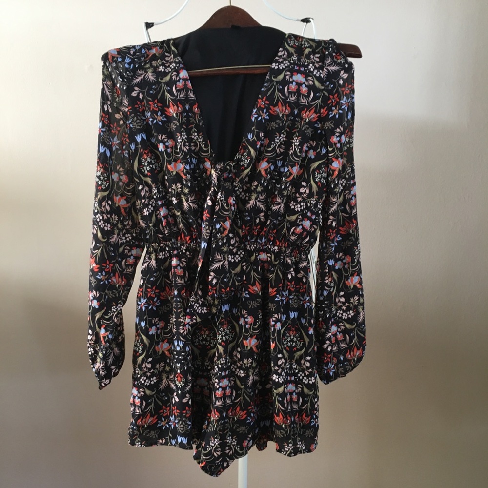 Cute Printed Long Sleeve Romper!